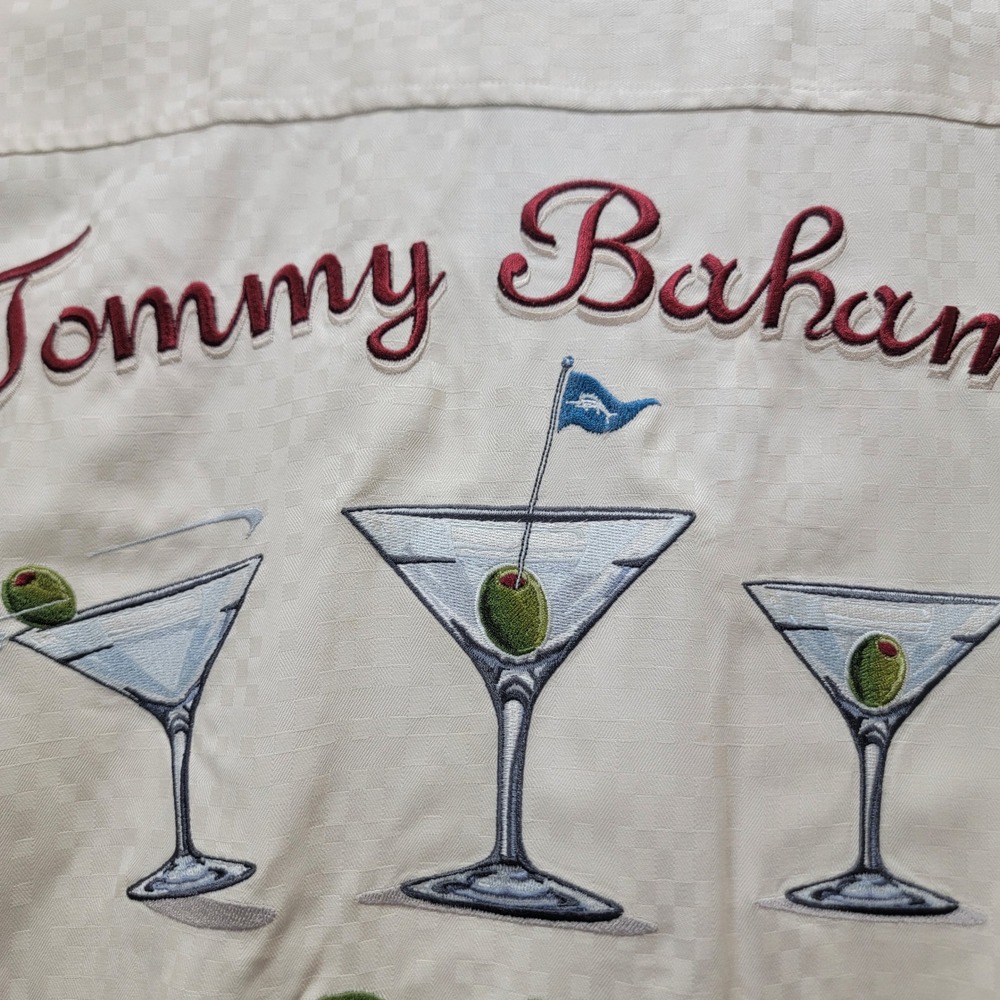 Tommy Bahama Lip Out Martini Olives Embroidered Silk Camp Shirt Mens Large Cream